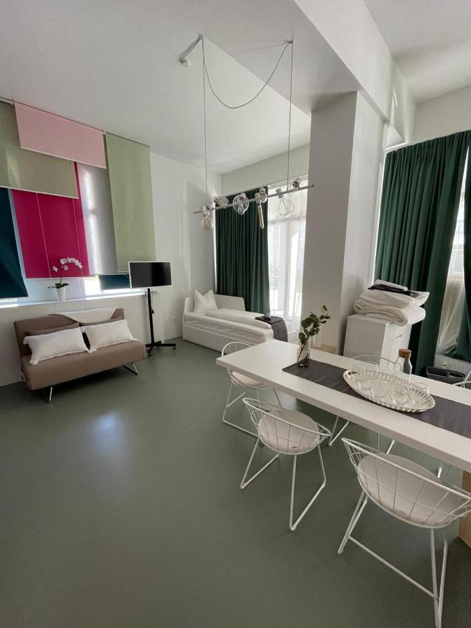 Main Station Design Loft Style Apartment Innsbruck Buitenkant foto