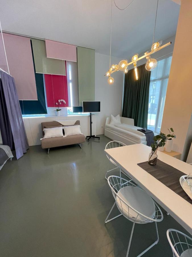 Main Station Design Loft Style Apartment Innsbruck Buitenkant foto